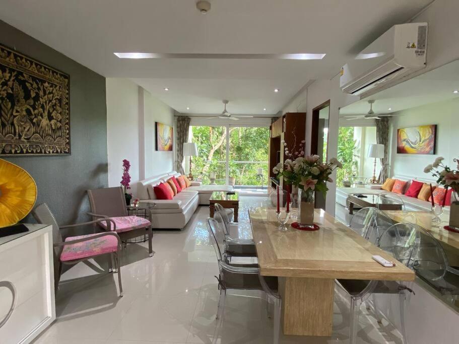 Spacious Golf View 2 Bdrs 100 Sqm Lejlighed Phuket
